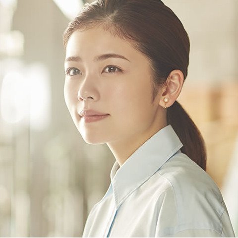 小芝風花の21歳当時のプロフィール表